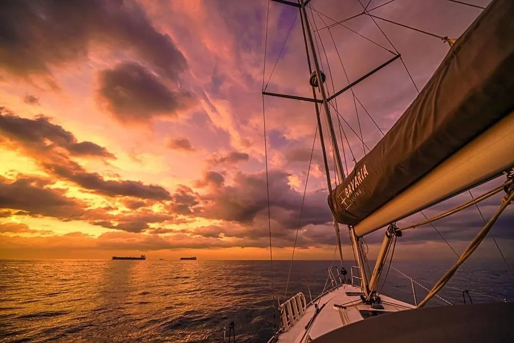 Wake Up At Sea Hotel Santurtzi Espanha